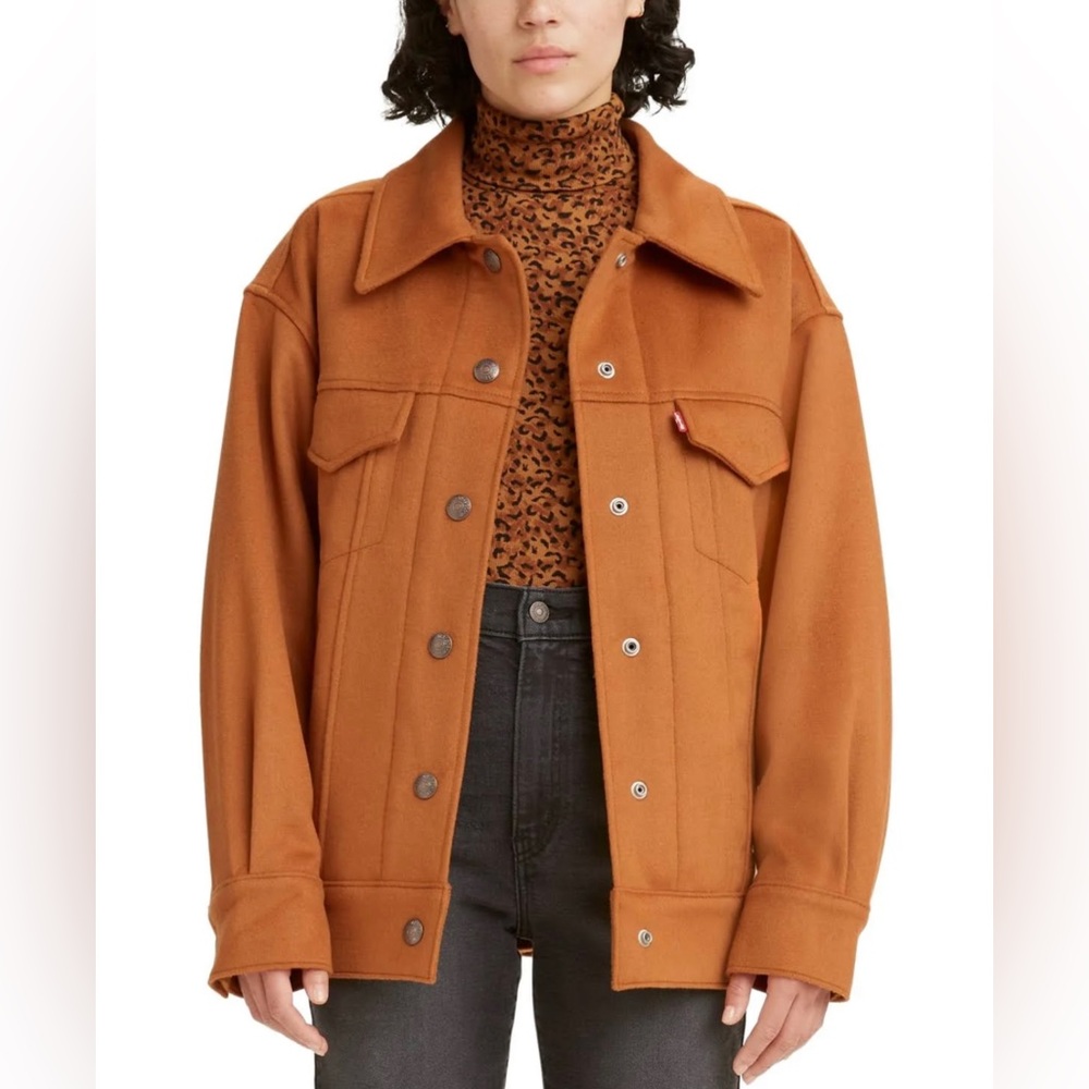 #16-NWT Levi’s Premium Varsity Wool Tucker